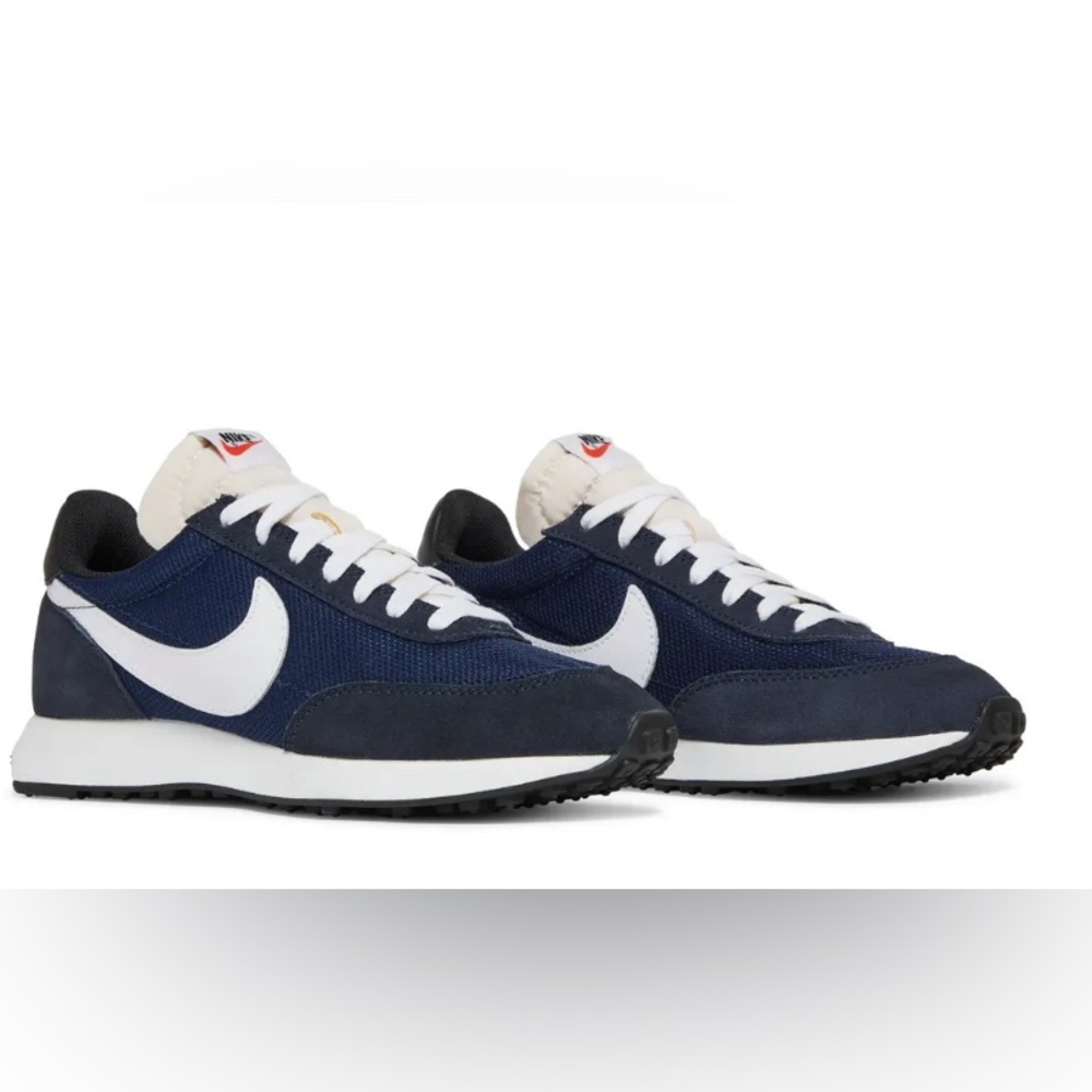 Nike Air Tailwind 79
Women’s 10/Mens 8.5